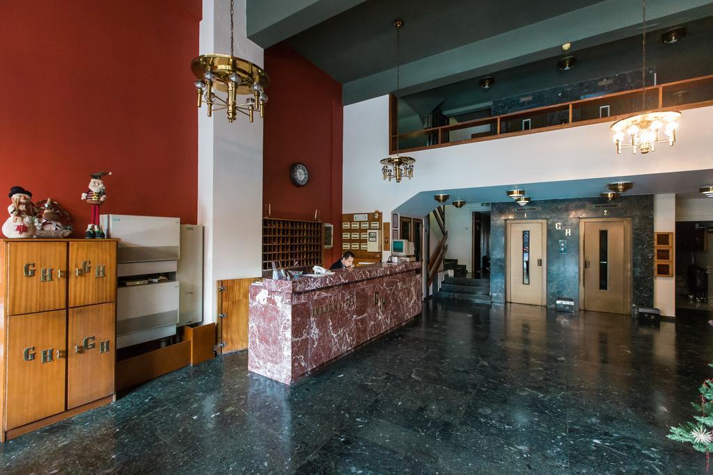 Grand Hotel Larissa Bagian luar foto