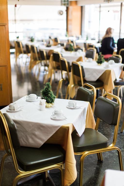 Grand Hotel Larissa Bagian luar foto