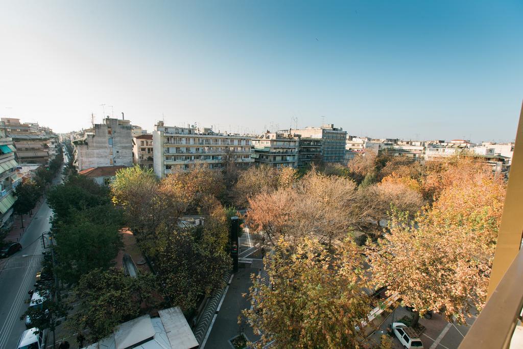 Grand Hotel Larissa Bagian luar foto