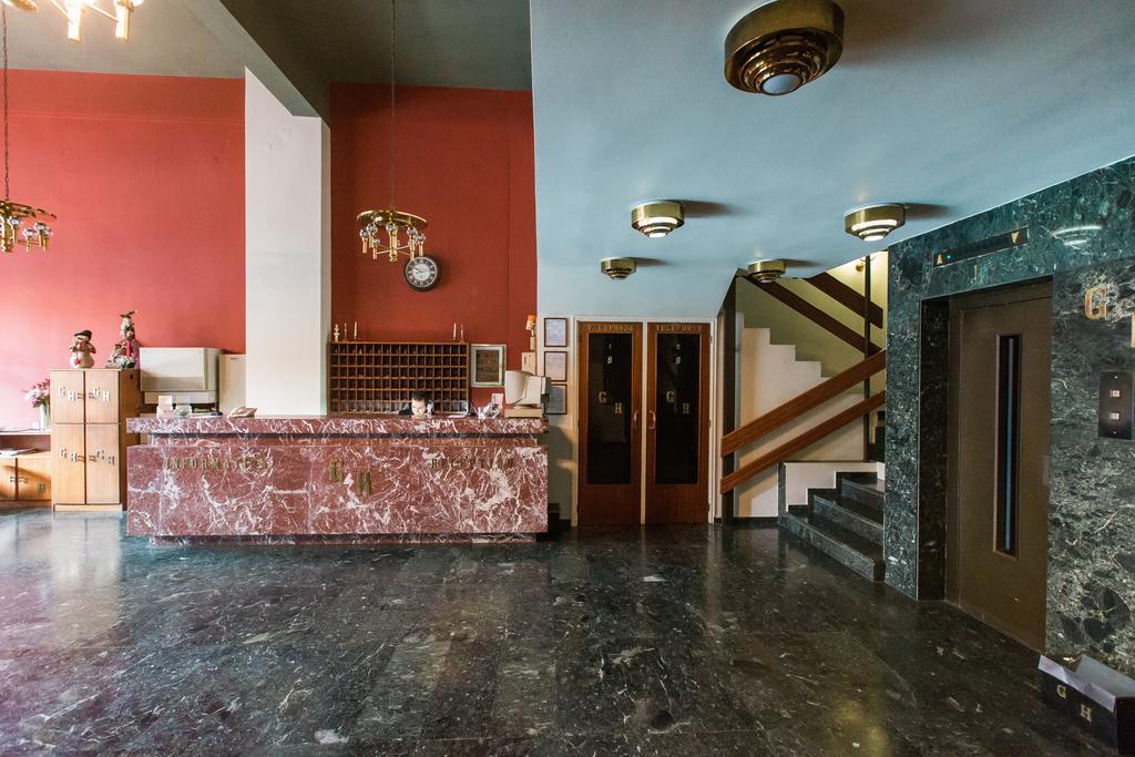 Grand Hotel Larissa Bagian luar foto