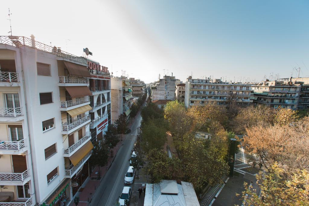 Grand Hotel Larissa Bagian luar foto