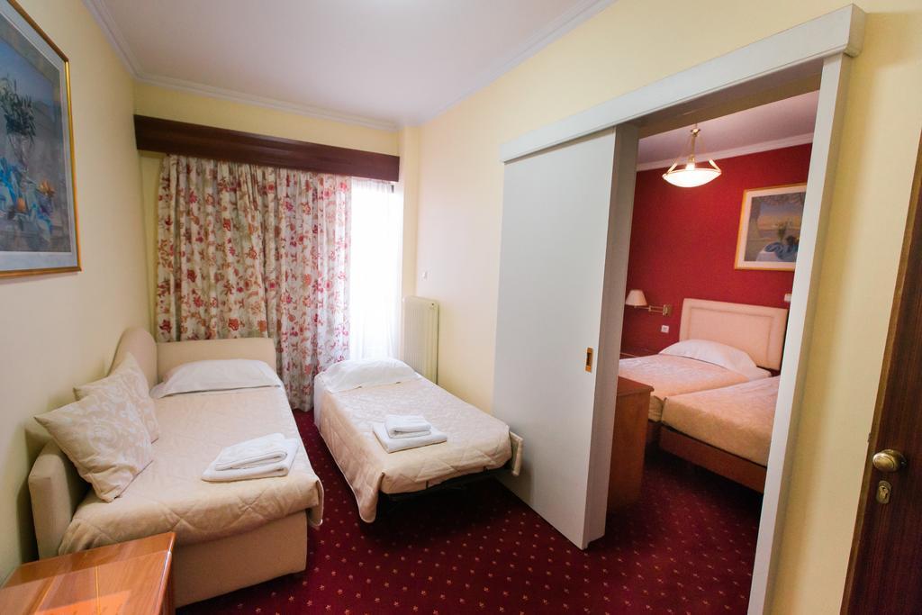 Grand Hotel Larissa Bagian luar foto