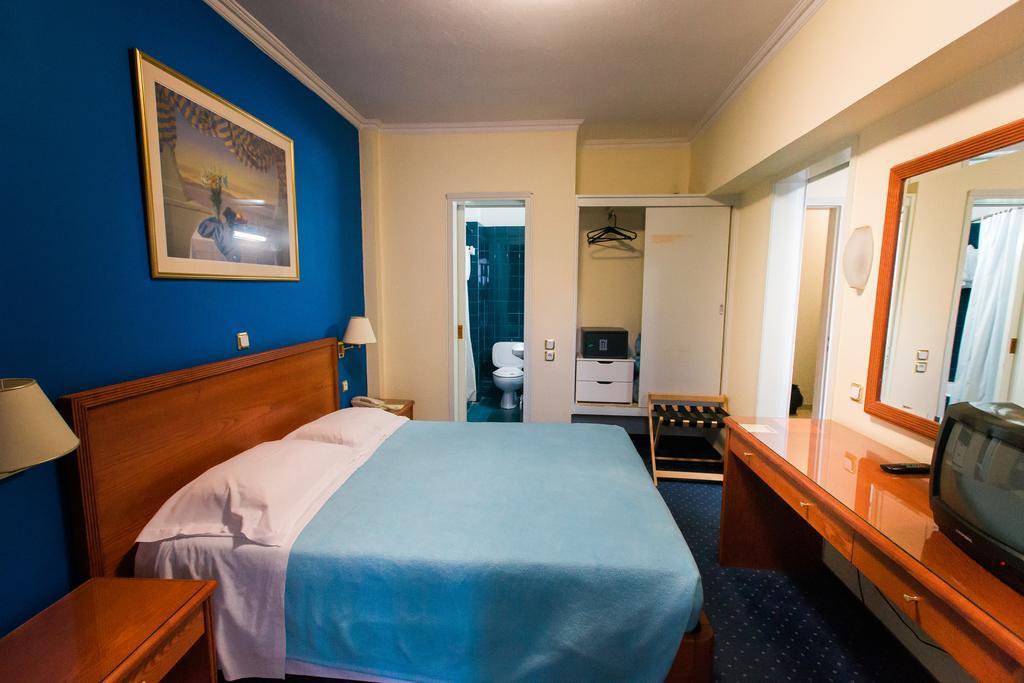 Grand Hotel Larissa Bagian luar foto