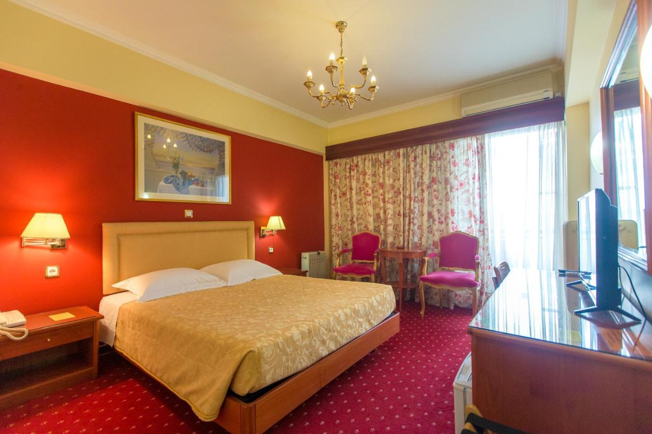 Grand Hotel Larissa Bagian luar foto